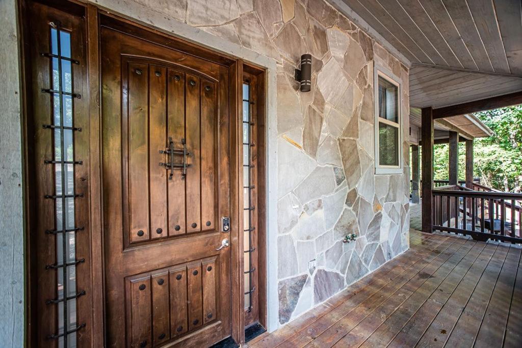 Merlot Mountain - Heated Spa Pool And Hot Tub! Cabin Broken Bow Esterno foto