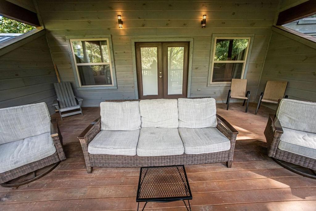 Merlot Mountain - Heated Spa Pool And Hot Tub! Cabin Broken Bow Esterno foto