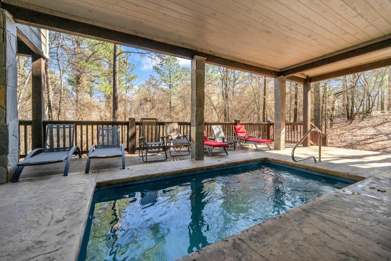 Merlot Mountain - Heated Spa Pool And Hot Tub! Cabin Broken Bow Esterno foto