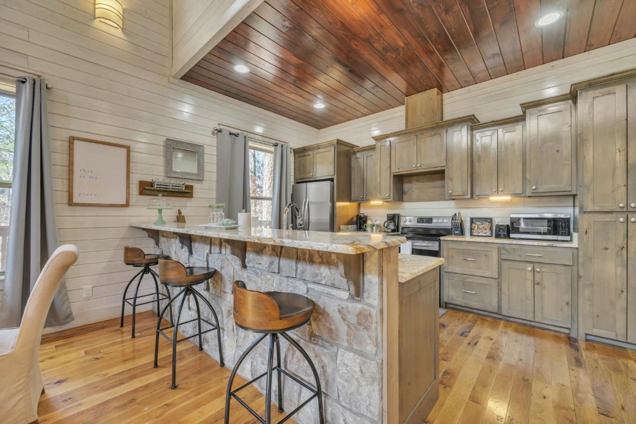 Merlot Mountain - Heated Spa Pool And Hot Tub! Cabin Broken Bow Esterno foto