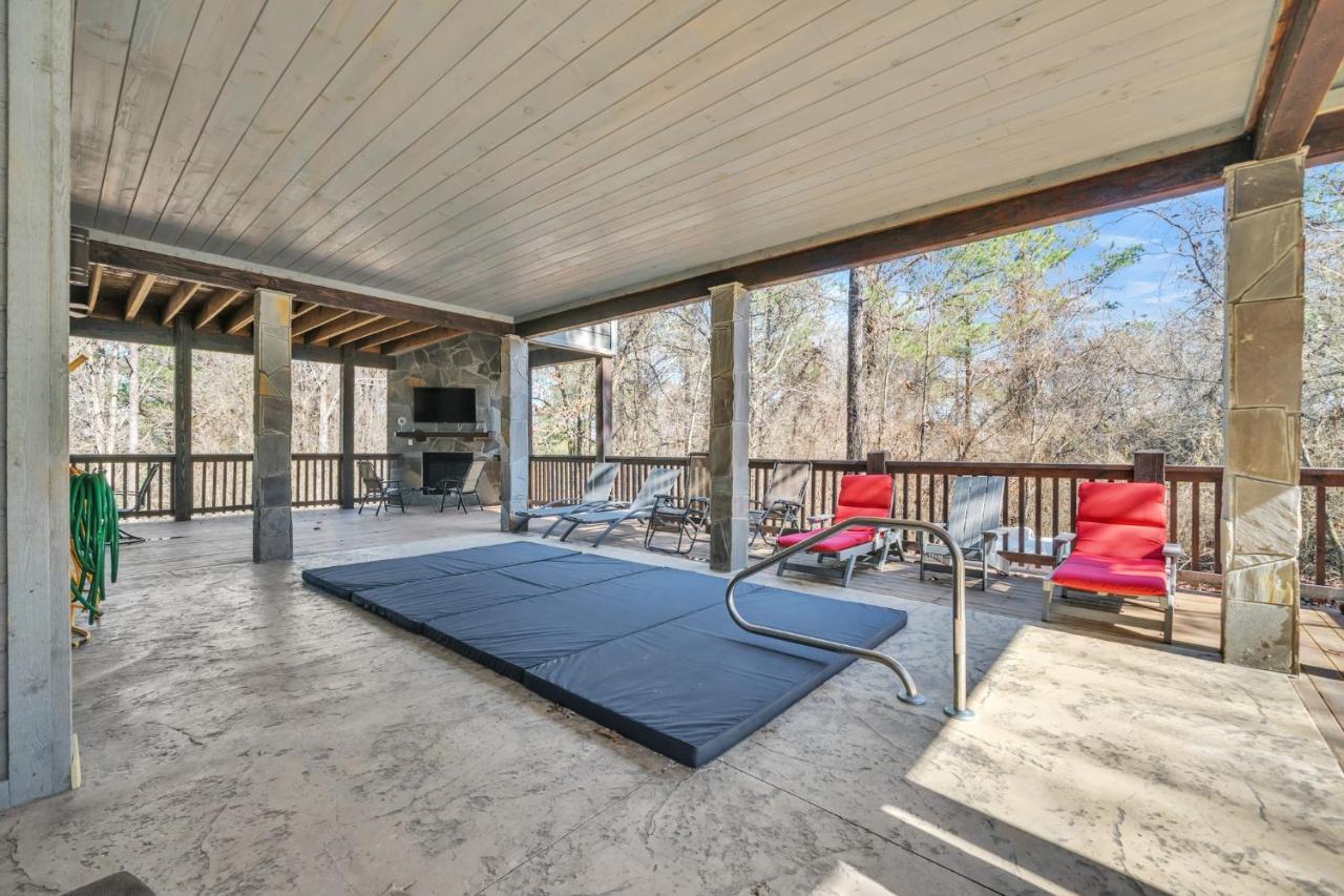 Merlot Mountain - Heated Spa Pool And Hot Tub! Cabin Broken Bow Esterno foto