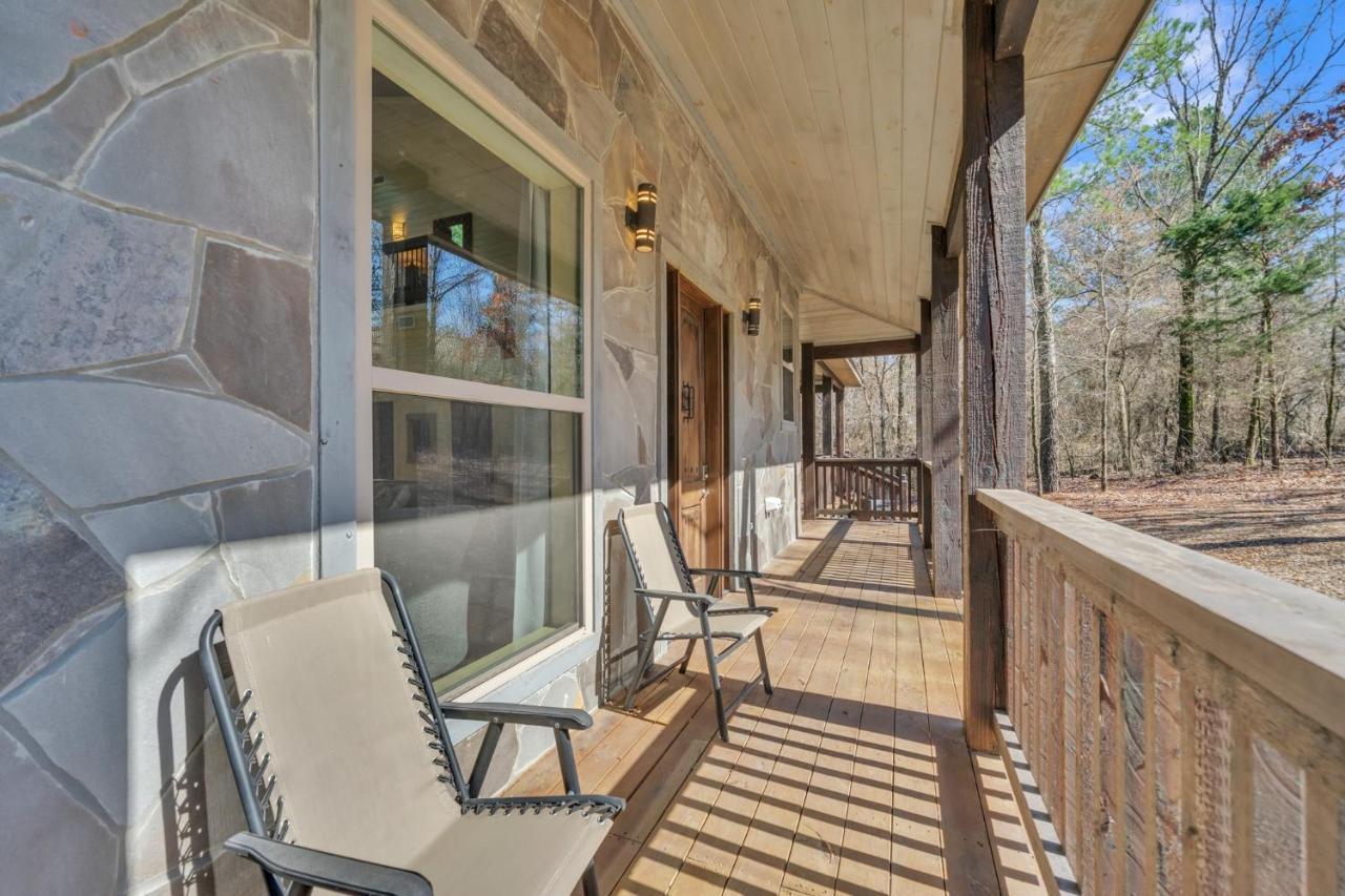 Merlot Mountain - Heated Spa Pool And Hot Tub! Cabin Broken Bow Esterno foto